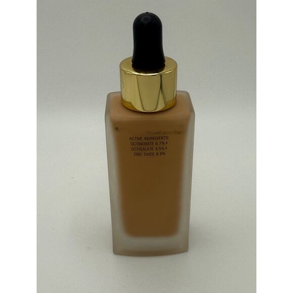 Estee Lauder Futurist Skin Tint Serum Foundation 3N2 Wheat - Picture 3 of 4